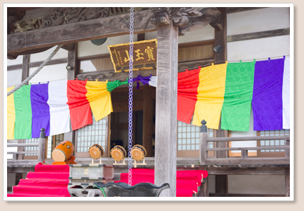 泉蔵寺本堂