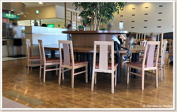 店内