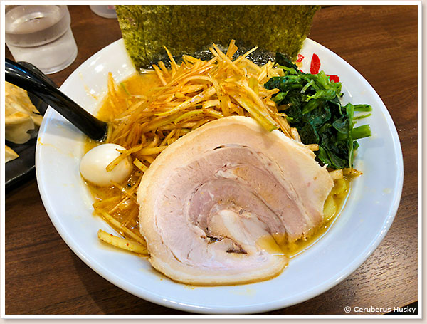 辛豚ラーメン