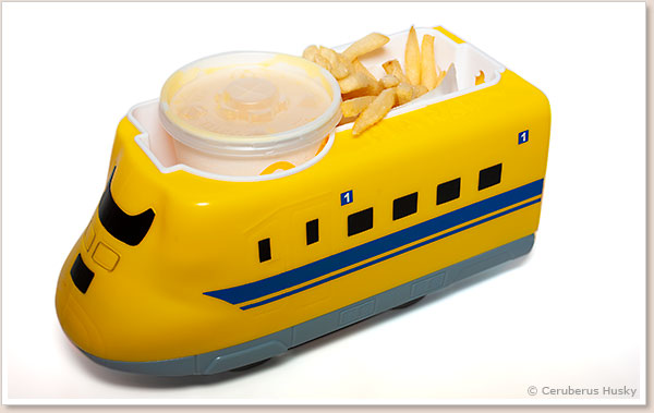 ハッピーセットのドリンクとポテトを収納