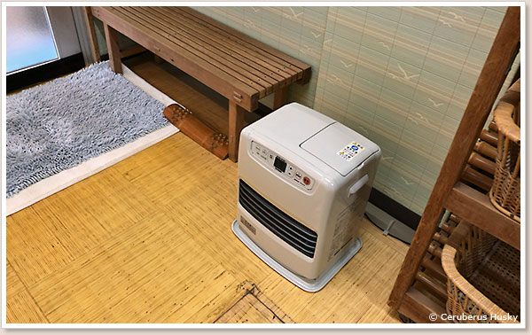 冬季はファンヒーターが稼働 暖房