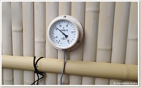 湯温は約42℃ 温度は42℃