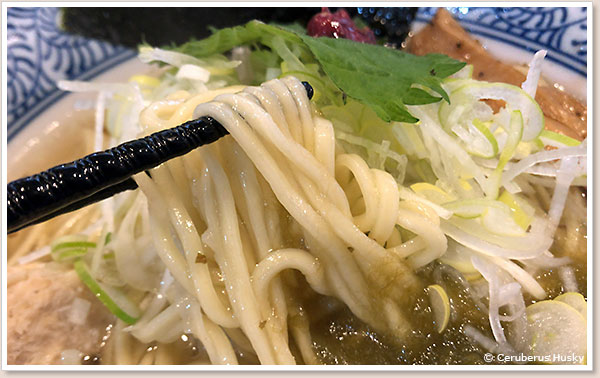 細麺ストレート