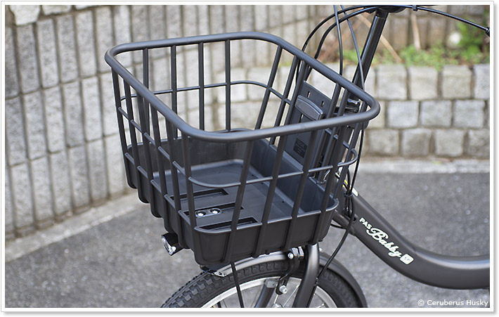 樹脂製のカゴ