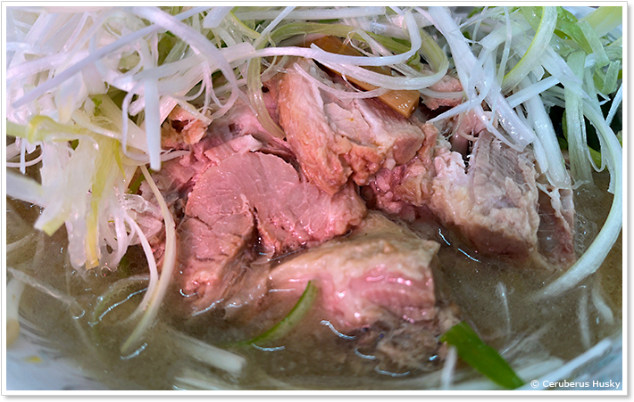 とんこつらーめん一代のネギチャーシューとんこつ醤油味のチャーシュー